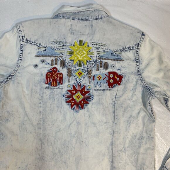 RRR Shirt sz M Acid Wash Southwestern Embroidered - Picture 7 of 11